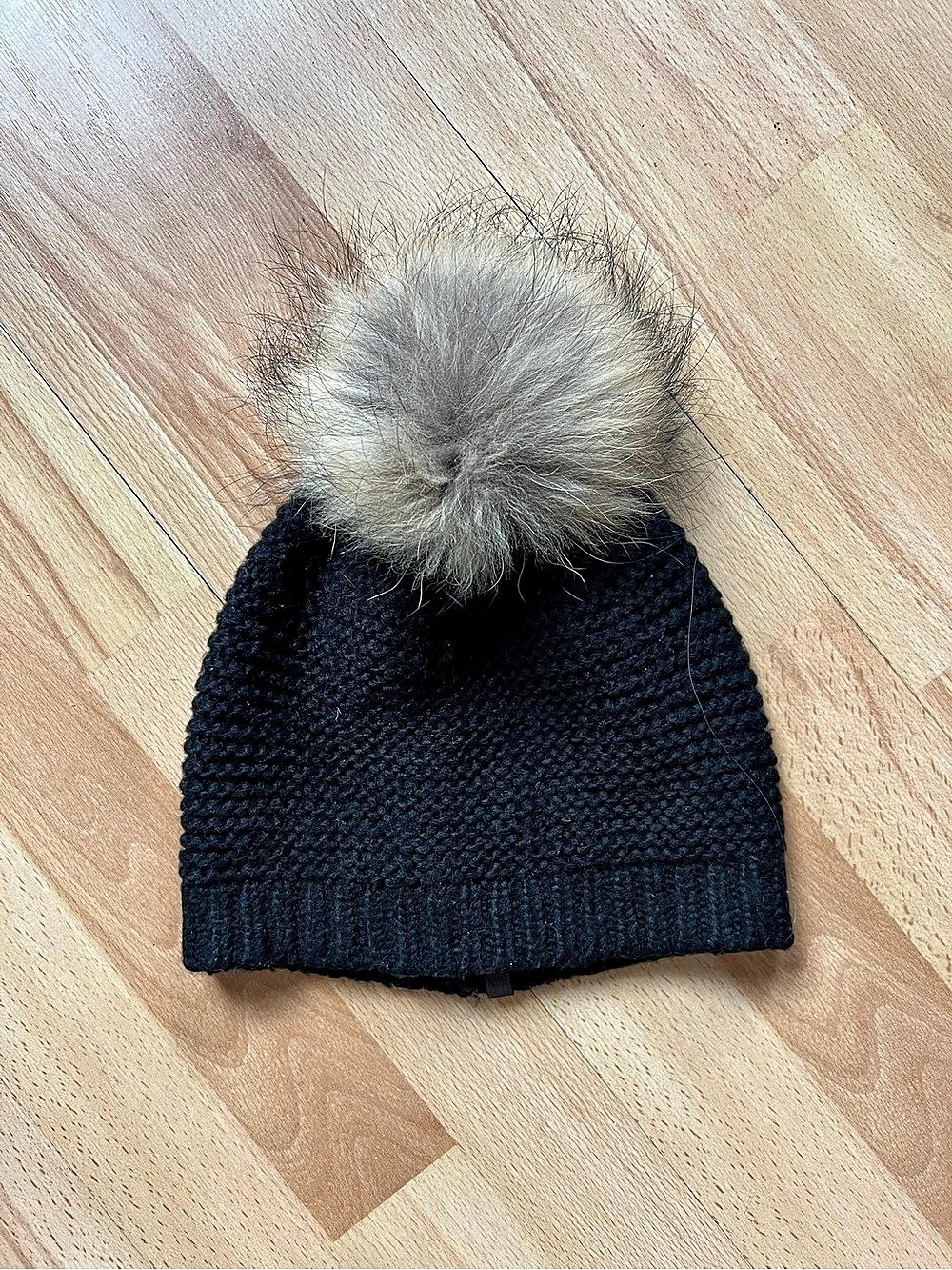 Rudsak Knit toque with Racoon Fur Pom-Pom Beanie in Black & Tan Beige